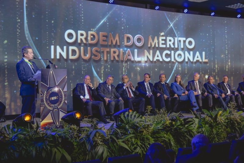 ACISMO participa da entrega da Ordem do Mérito Industrial e celebra reconhecimento a empresários da região