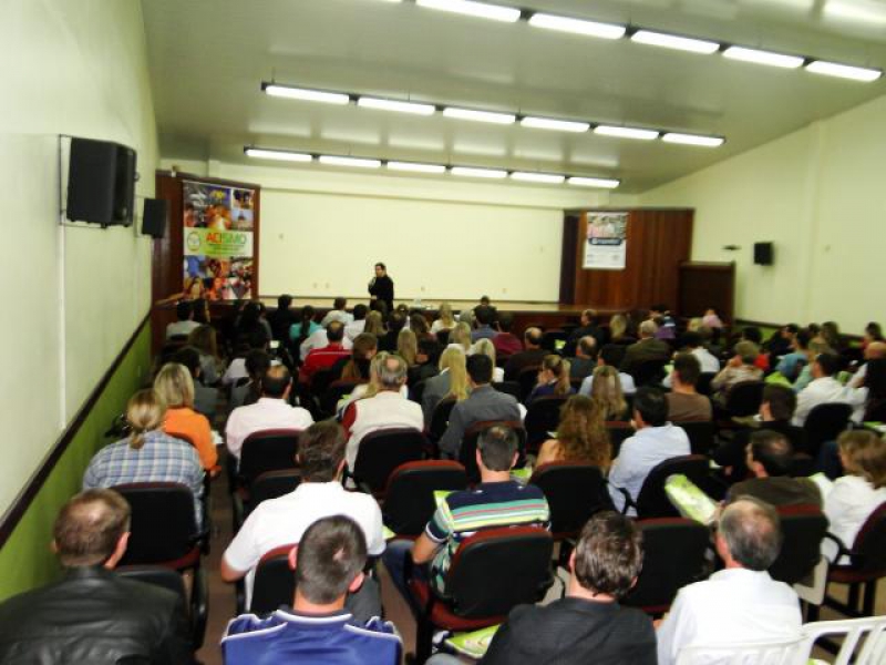 Café com Empresários da ACISMO supera expectativas
