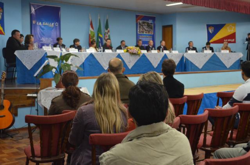 ACISMO participa de solenidade em homenagem ao Colégio La Salle Peperi
