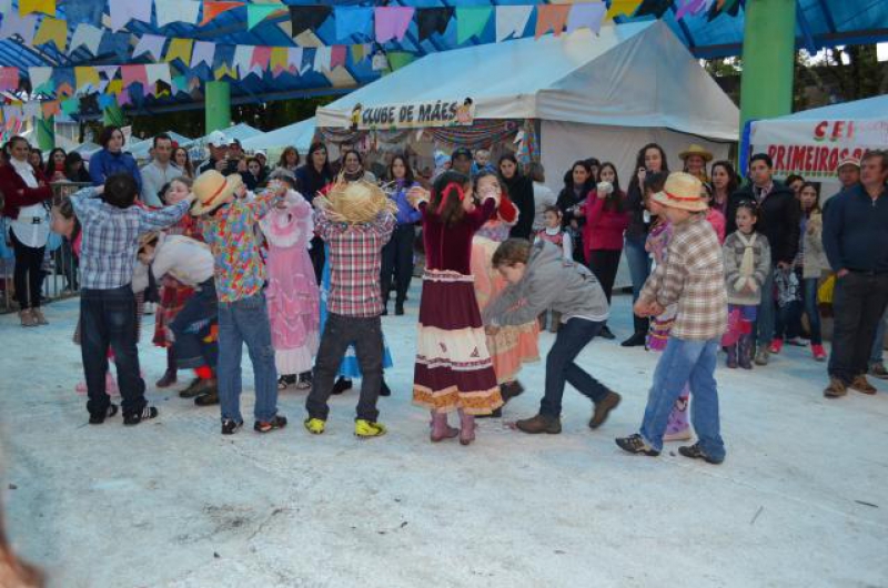 Jovens Empreendedores participaram do Arraial Vila Julina