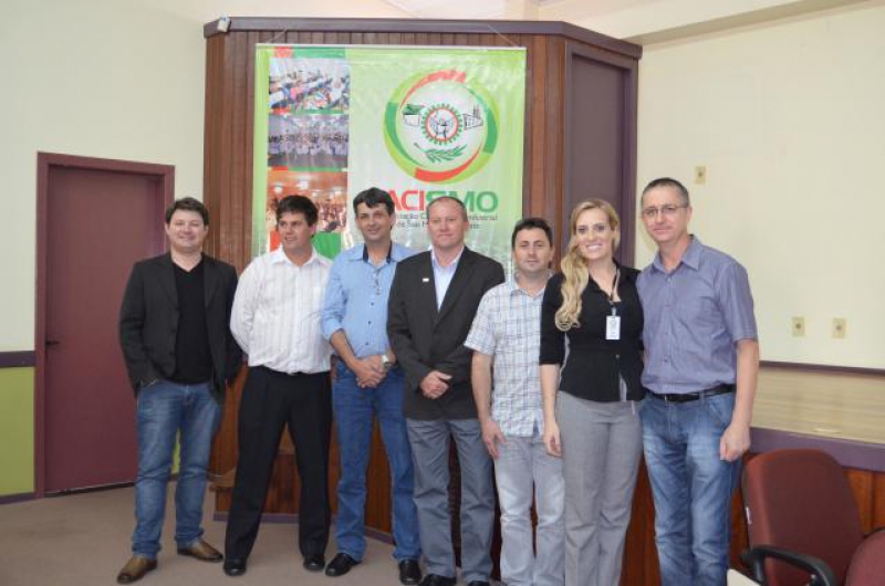 Micro Empreendedores Individuais se reúnem em workshop promovido pela ACISMO