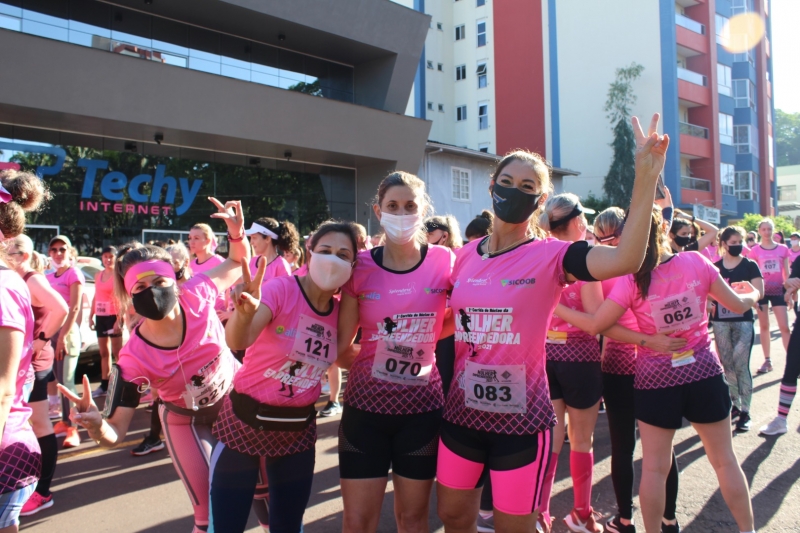 1ª Corrida Rosa do Núcleo da Mulher Empreendedora supera expectativas
