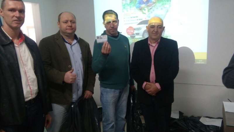 Integrantes do Núcleo de Auto Mecânicas participam de assembleia estadual