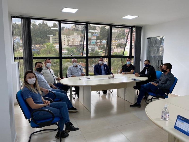 Acismo realiza visita técnica para conhecer Visan, no município de Videira