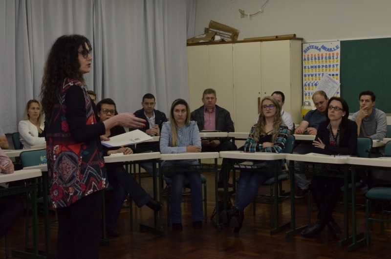 ?Acismo e Unoesc iniciam aulas do curso Gestão de Negócios – Estratégias Comerciais