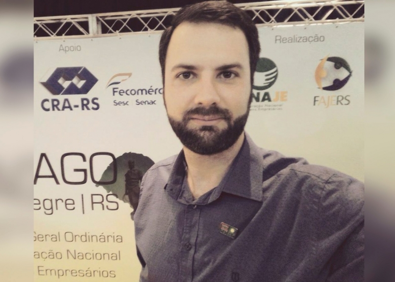 Marcos  Stumpf assume presidência do Cejesc