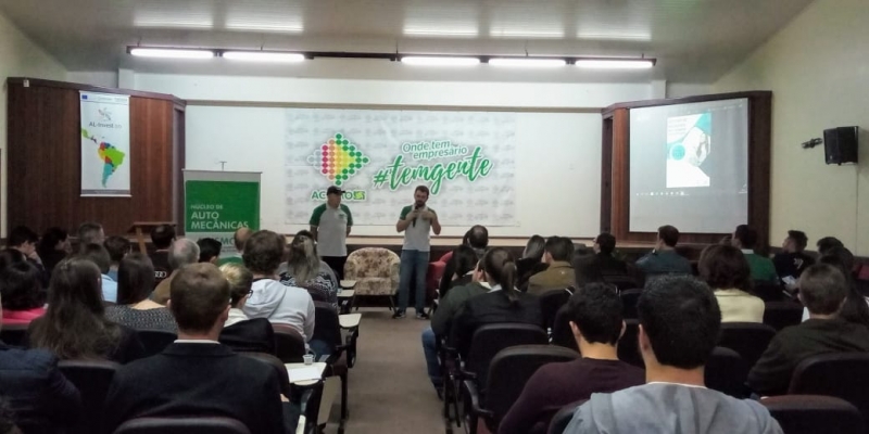 ?Palestra discute o E-Social