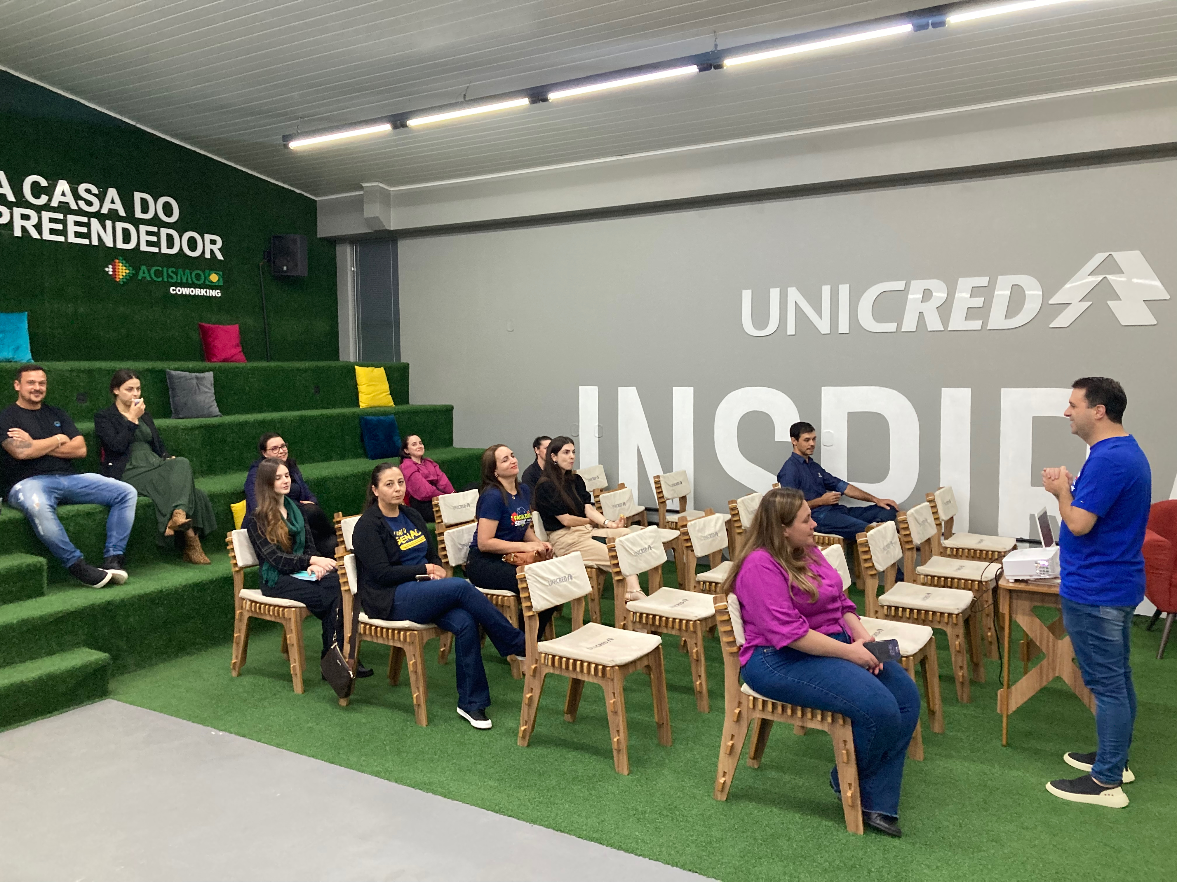 Núcleo do Comércio realiza reunião de sensibilização