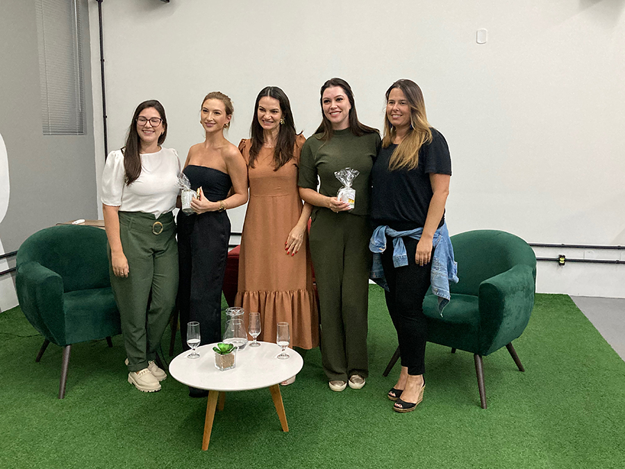 Núcleo da Mulher Empreendedora promove treinamento em marketing digital